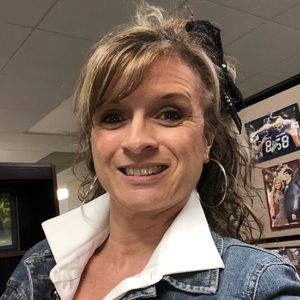 Meet your Posher, Kelly